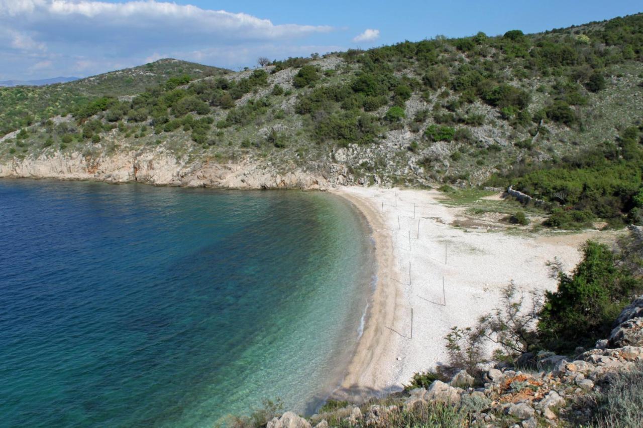 Apartments And Rooms With Parking Space Vrbnik, Krk - 5299 외부 사진